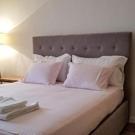 Spacious And Cozy Apartment - Ajia Apartment 티라나 외부 사진
